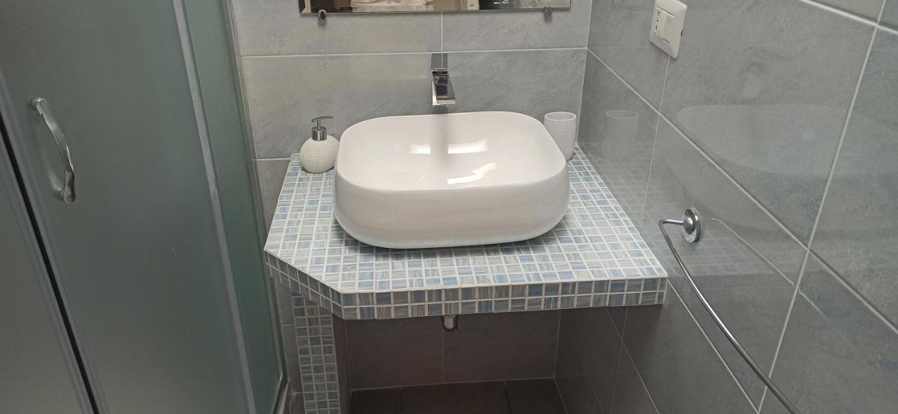 Casa Clara Al Mare Nel Salento Appartement Santa Maria al Bagno Buitenkant foto