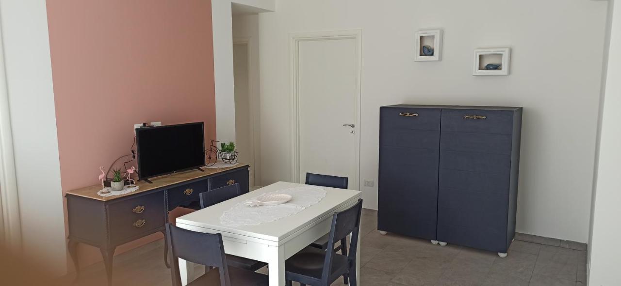 Casa Clara Al Mare Nel Salento Appartement Santa Maria al Bagno Buitenkant foto