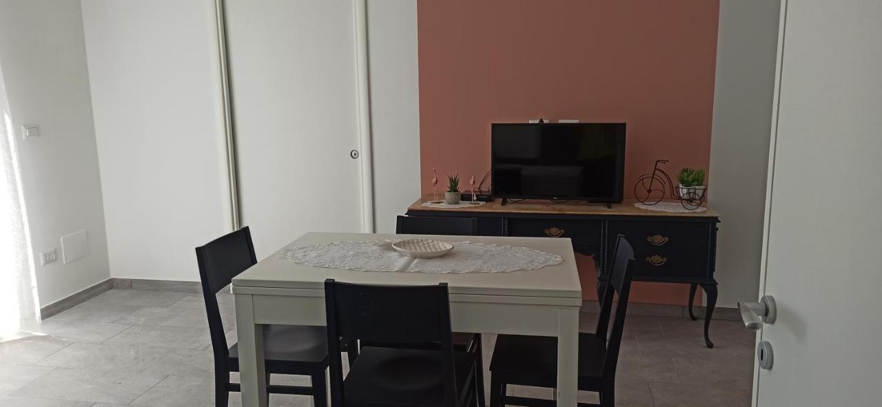 Casa Clara Al Mare Nel Salento Appartement Santa Maria al Bagno Buitenkant foto